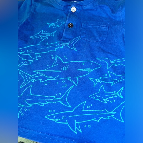 Pekkle | blue shark t-shirt | size 24m - Picture 2 of 5